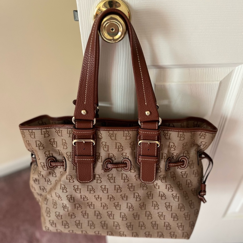 Large Dooney & Bourke